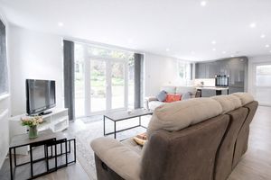 Photo 12- click for photo gallery